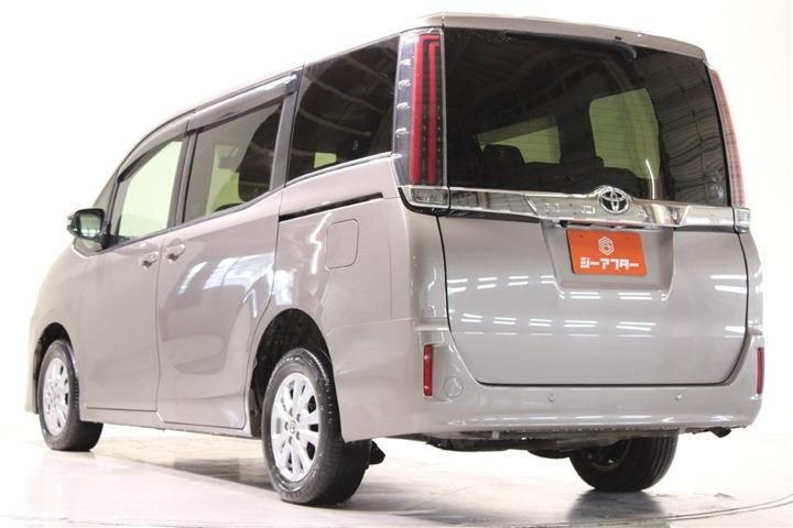 Toyota NOAH 2019 6408174-10