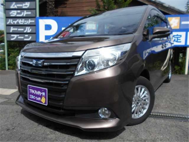 Toyota NOAH 2016 6411466-0