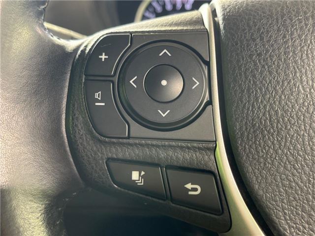 Toyota NOAH 2015 6412040-7