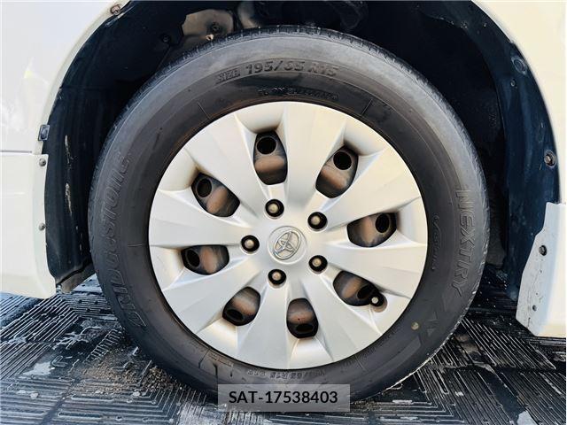 Toyota NOAH 2011 6413465-4