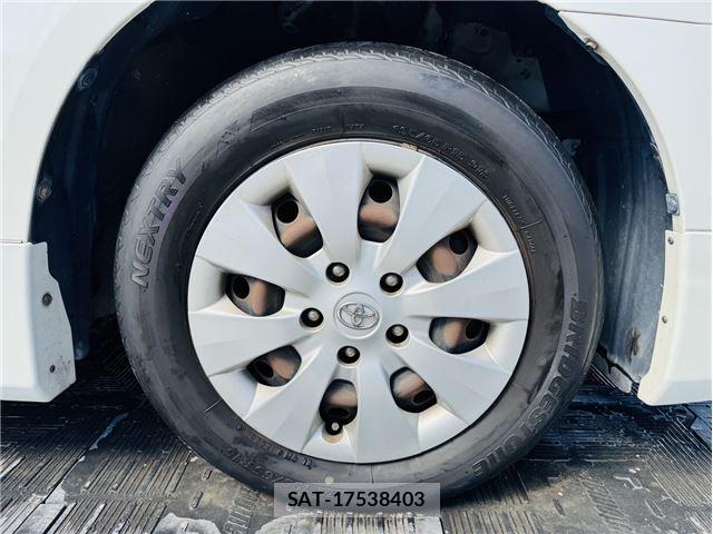 Toyota NOAH 2011 6413465-8