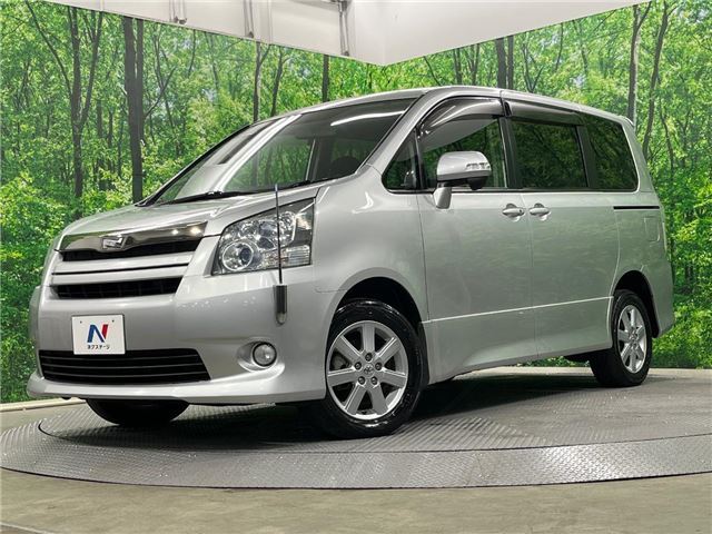 Toyota NOAH 2009 6413733-0