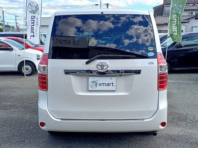 Toyota NOAH 2008 6413847-7