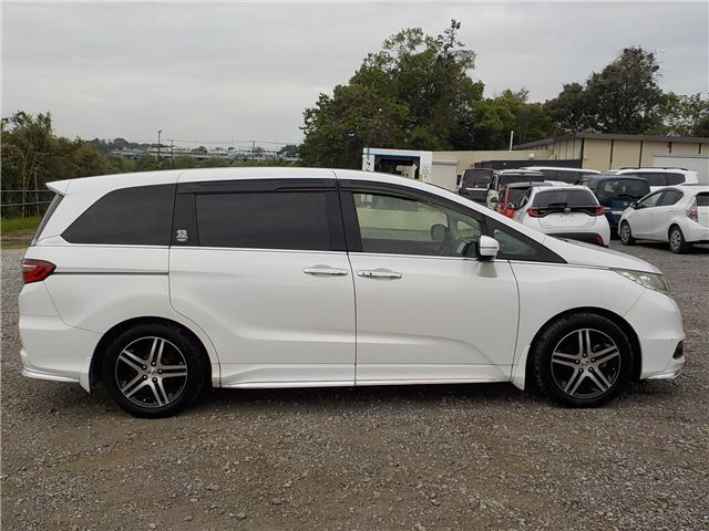 Honda ODYSSEY 2015 6388173-10