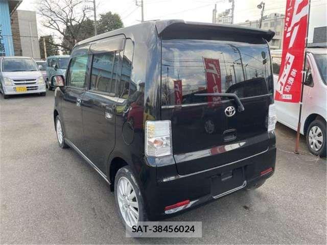 Toyota PIXIS SPACE 2015 6421674-5