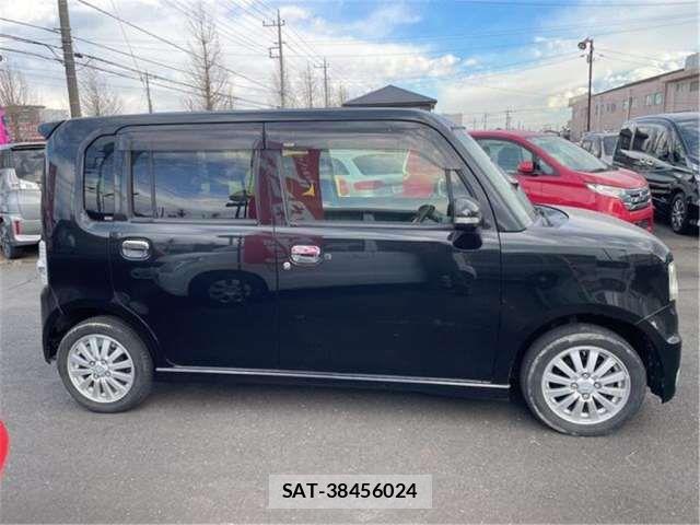 Toyota PIXIS SPACE 2015 6421674-6