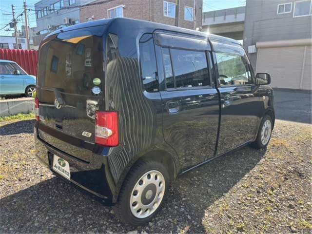 Toyota PIXIS SPACE 2013 6421845-1
