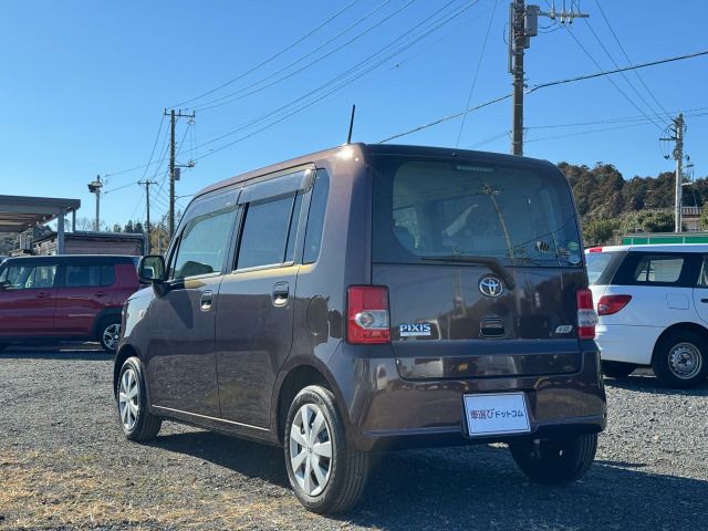 Toyota PIXIS SPACE 2012 6421915-5