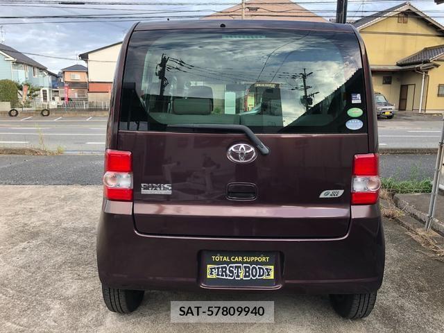 Toyota PIXIS SPACE 2012 6421926-7