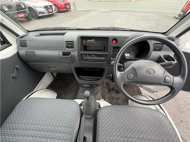 Toyota PIXIS TRUCK 2012 6422256-2