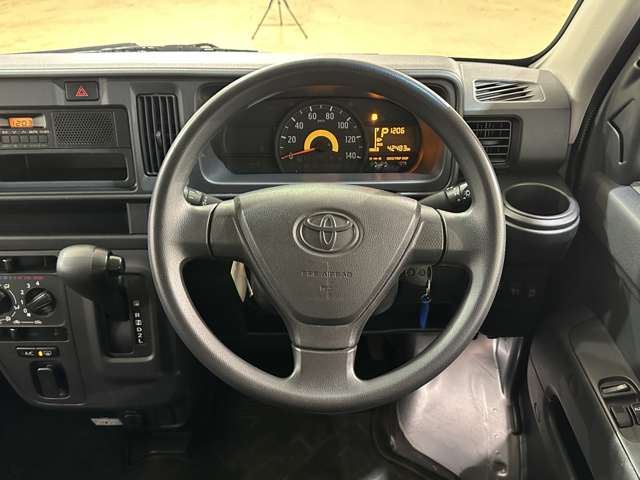 Toyota PIXIS VAN 2020 6422638-9