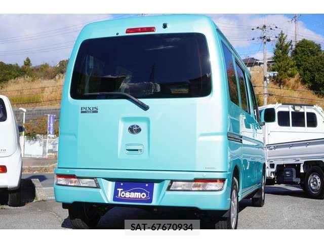 Toyota PIXIS VAN 2020 6422723-9