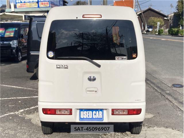 Toyota PIXIS VAN 2015 6422943-4