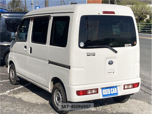 Toyota PIXIS VAN 2015 6422943-5