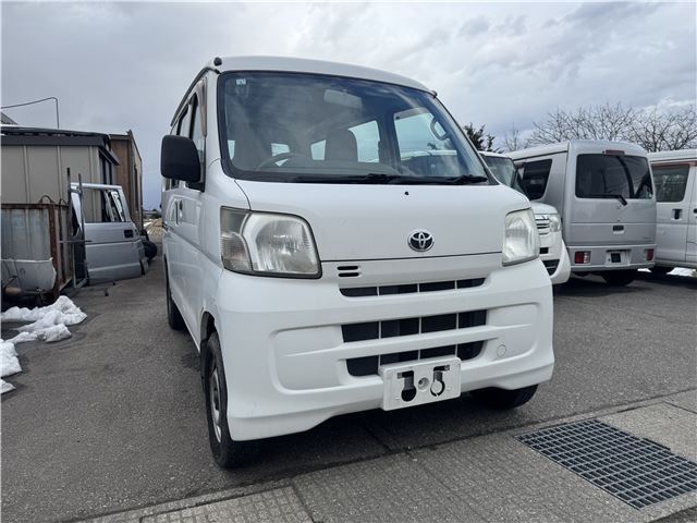 Toyota PIXIS VAN 2014 6422963-0