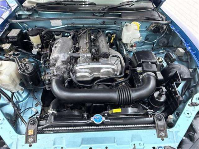 Mazda ROADSTER 2000 6383300-5