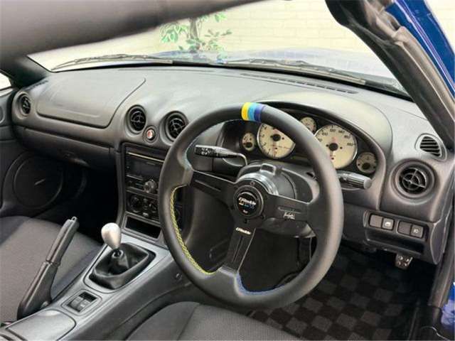 Mazda ROADSTER 2000 6383300-6