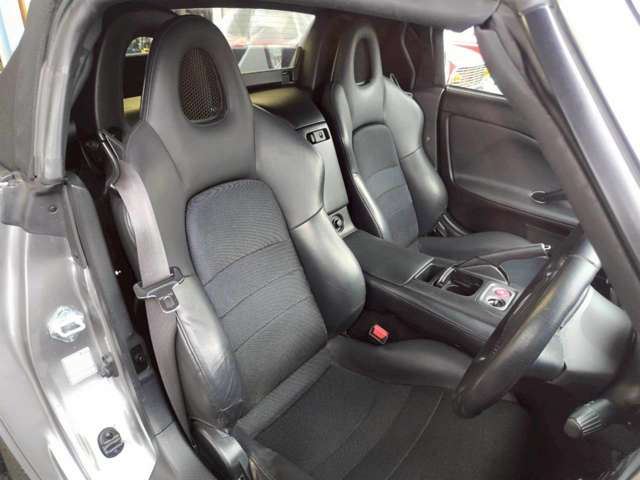 Honda S2000 2003 6392913-10