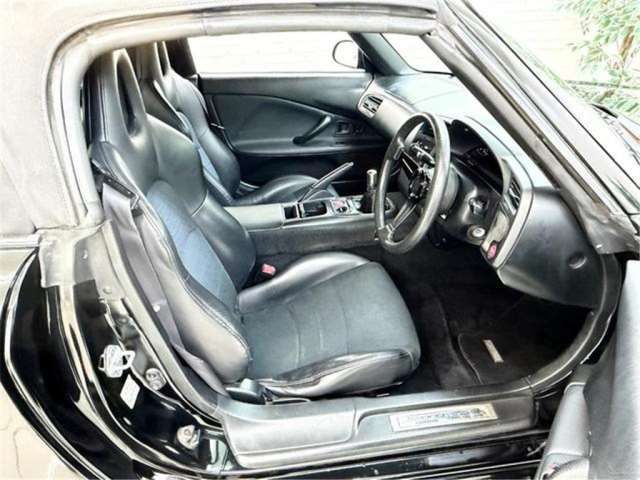 Honda S2000 1999 6393372-9