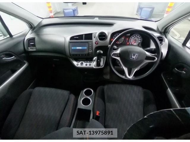 Honda STREAM 2011 6400574-2