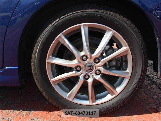 Honda STREAM 2011 6400578-3