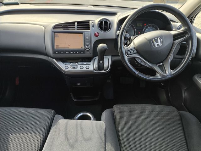 Honda STREAM 2009 6400867-2