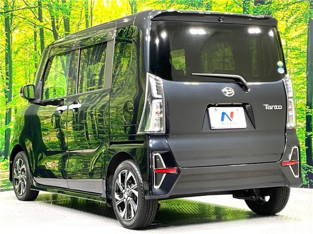Daihatsu TANTO CUSTOM 2020 6409000-6