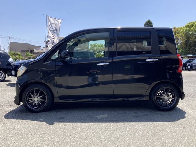 Daihatsu TANTO EXE 2010 6417763-4