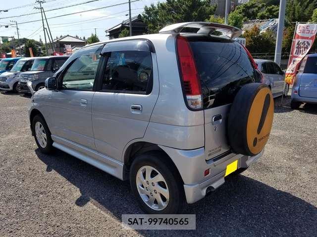 Daihatsu TERIOS KID 2001 6418070-3