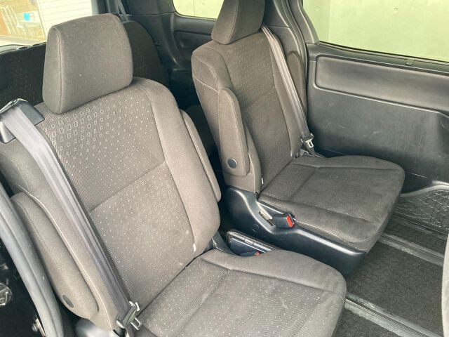 Toyota VOXY 2019 6393057-5