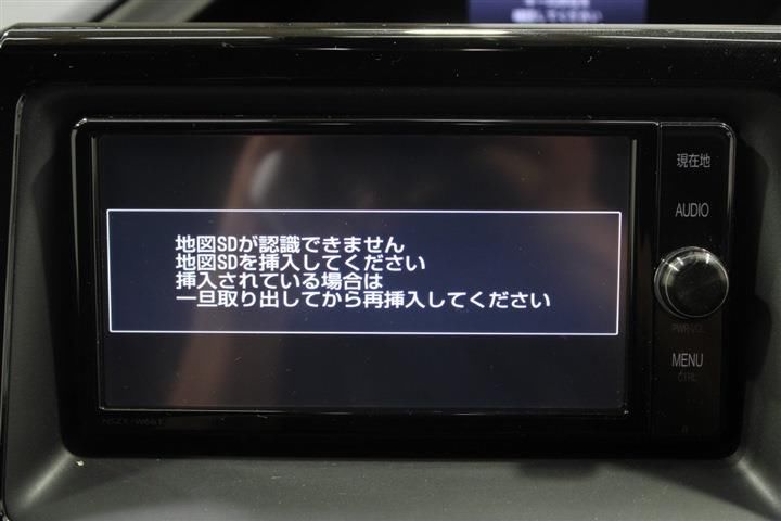 Toyota VOXY 2018 6396693-1