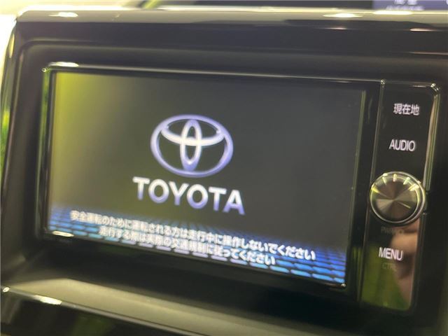 Toyota VOXY 2018 6398887-5