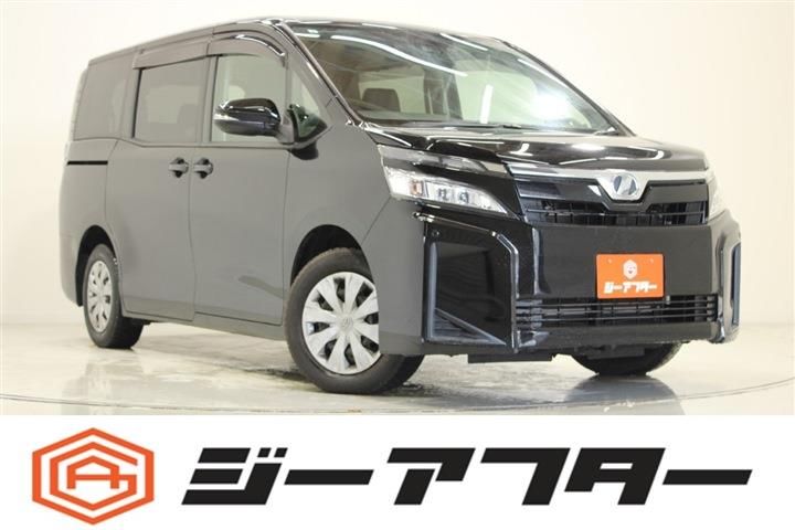 Toyota VOXY 2017 6399244-0
