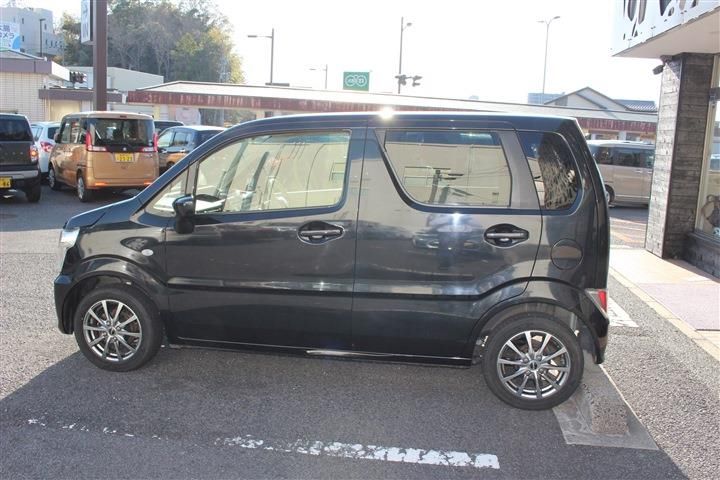 Suzuki WAGON R 2018 6381175-10
