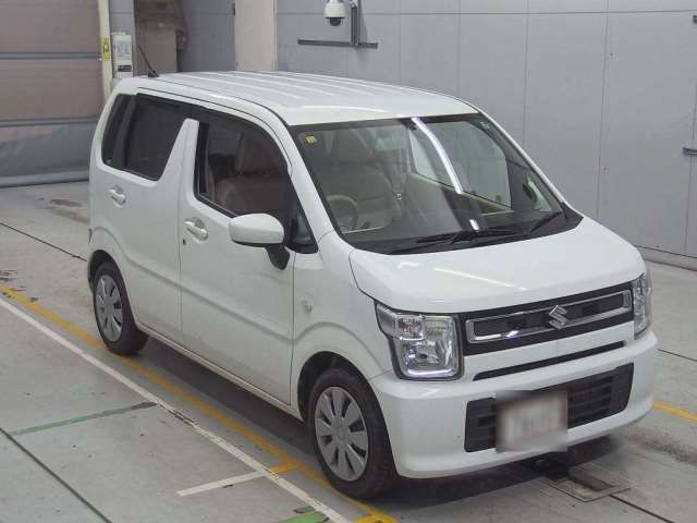 Suzuki WAGON R 2018 6381550-4