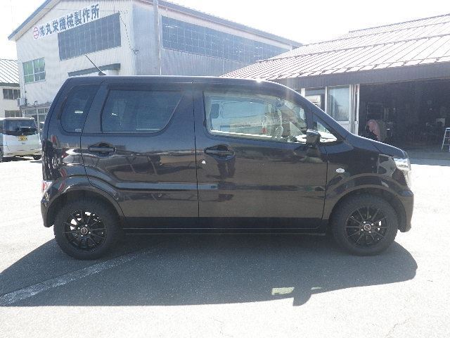 Suzuki WAGON R 2017 6382772-5