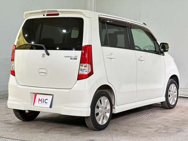 Suzuki WAGON R 2012 6389900-4