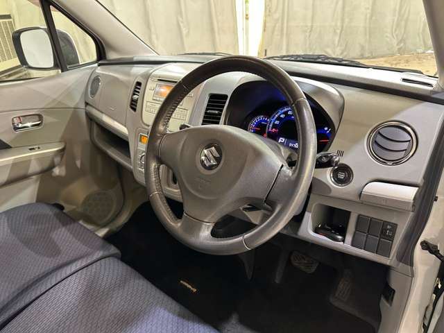 Suzuki WAGON R 2012 6389900-8