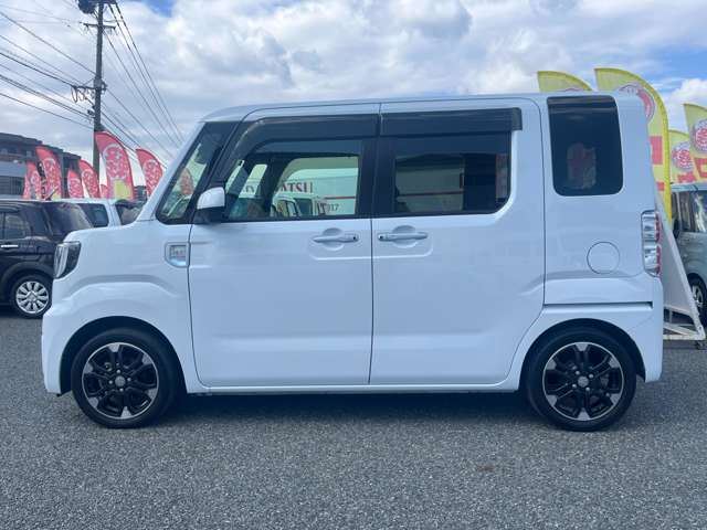 Daihatsu WAKE 2021 6420443-4