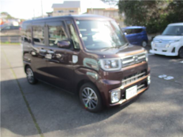 Daihatsu WAKE 2018 6422053-4