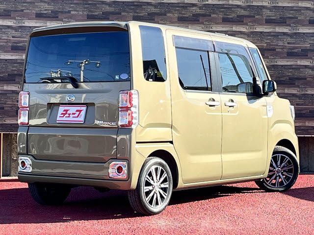 Daihatsu WAKE 2018 6422156-1