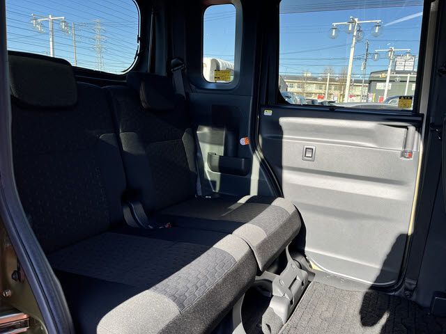Daihatsu WAKE 2018 6422156-9