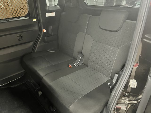 Daihatsu WAKE 2018 6422162-9