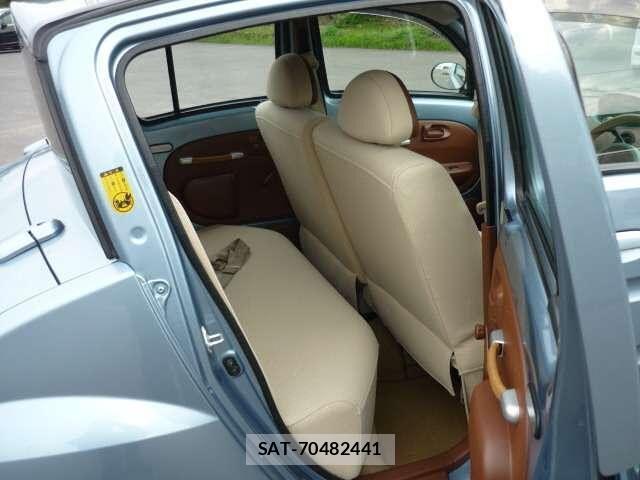 Toyota WILL VI 2000 6399815-4