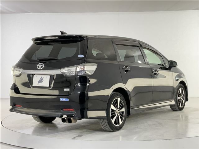 Toyota WISH 2015 6400253-1