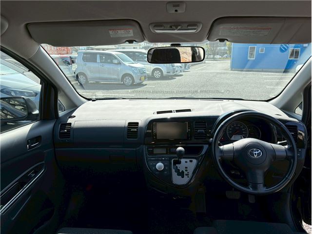 Toyota WISH 2007 6401981-2