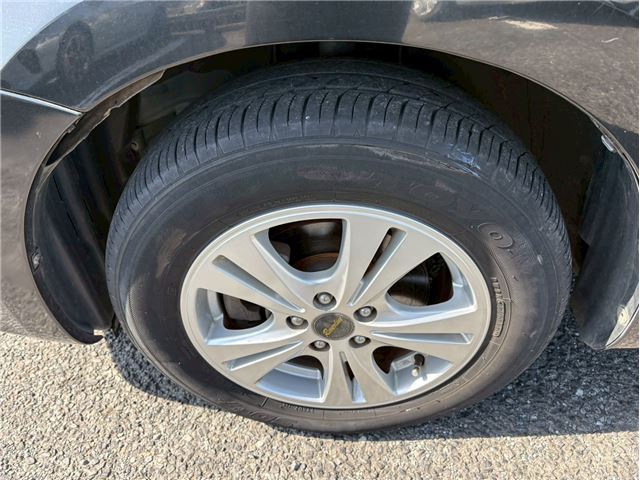 Toyota WISH 2007 6401981-9