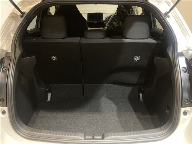 Toyota YARIS 2026 6402065-7