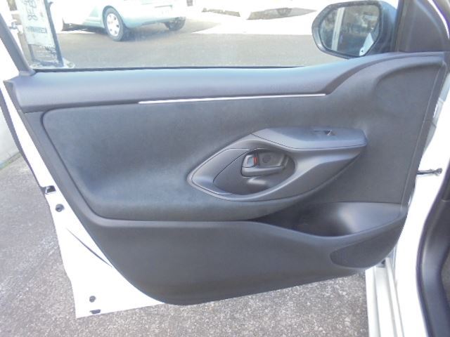 Toyota YARIS 2025 6402342-8