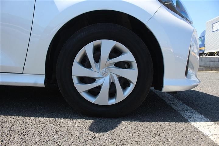 Toyota YARIS 2024 6402738-10